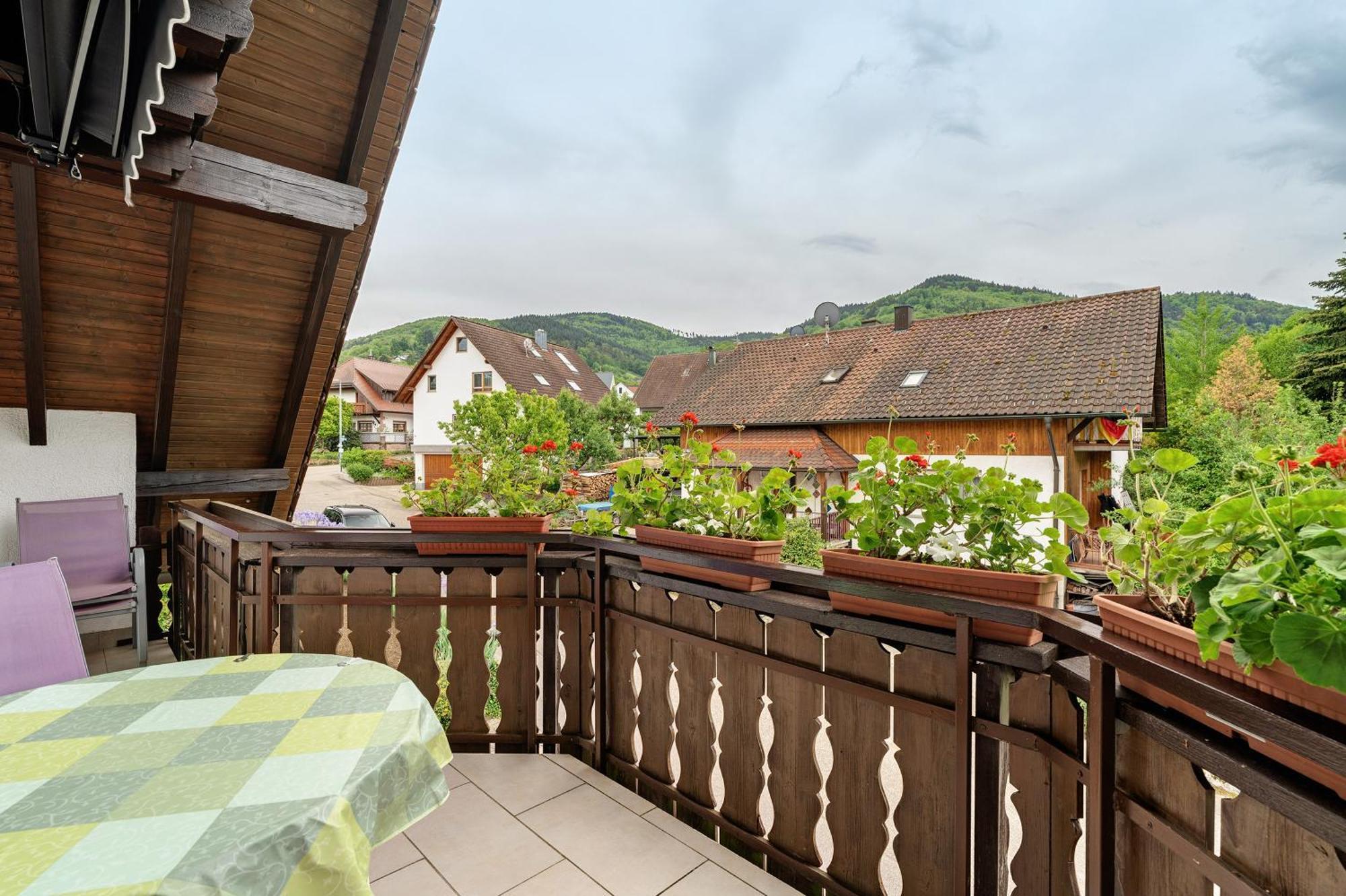 Ferienwohnung Serr Lauf Luaran gambar